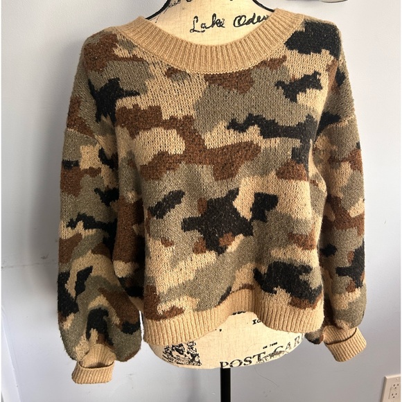 HYFVE Camouflage Chunky cropped sweater - Picture 2 of 11